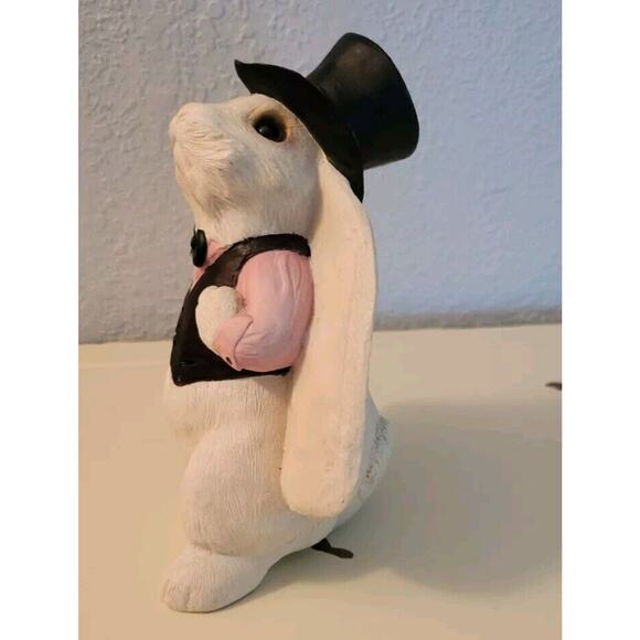 CBC Rabbit Figurine from Alice in Wonderland Hand Painted - Picture 2 of 11